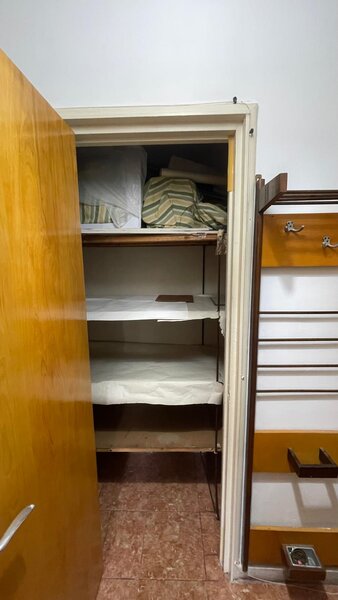 Drumul Taberei, Piata Moghioros